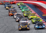 开云体育登录-阿斯顿马丁翻盘红牛车队，皮亚斯特里点燃赛场的简单介绍