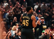 开云体育-那不勒斯横扫金州勇士，CoreJJ三分雨点燃全场宿敌对决季后赛，强势挺进下一轮的简单介绍