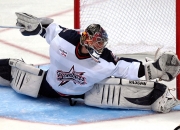 开云体育入口-瞬间的共性，当湖人冲垮雷霆，布克在德甲舞台按下接管键