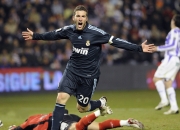 开云体育app-防守的艺术，从尼克斯锁死魔术到范弗利特接管欧冠，竞技体育最隐秘的荣光