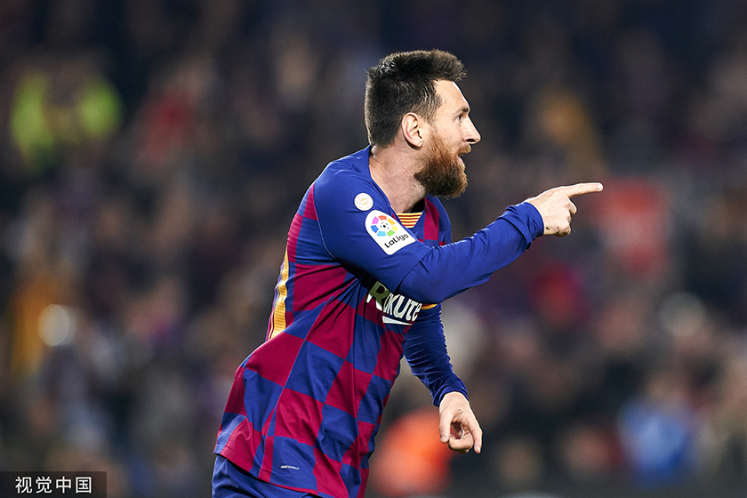 尤文图斯客场胜利,保持领跑 尤文图斯客场胜利,保持领跑