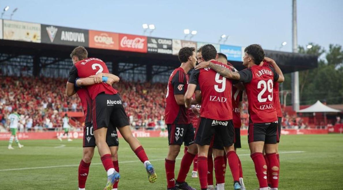 包含AC米兰遭遇西甲球队压制,惨败收场的词条 包含AC米兰遭遇西甲球队压制,惨败收场的词条