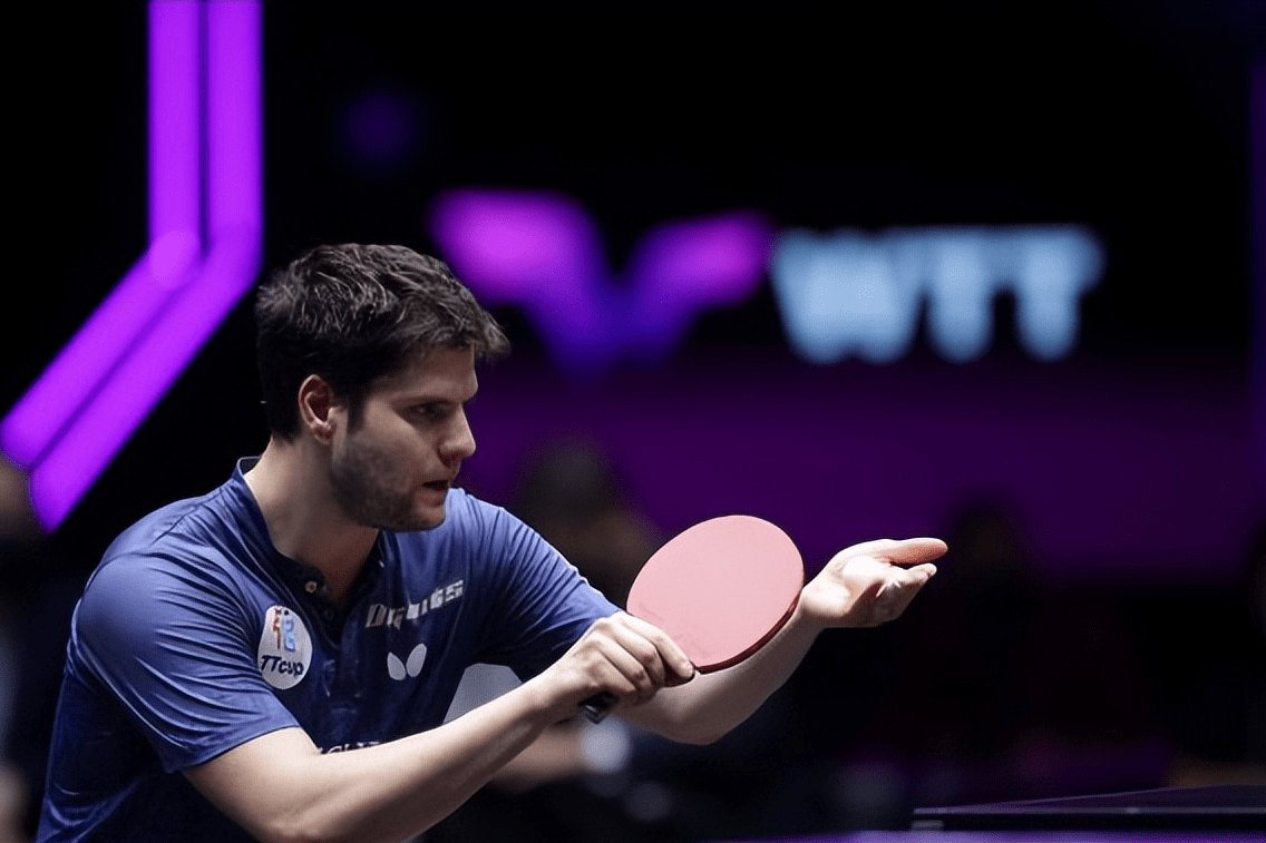 日本队完胜中国队，奥恰洛夫高光表现的简单介绍