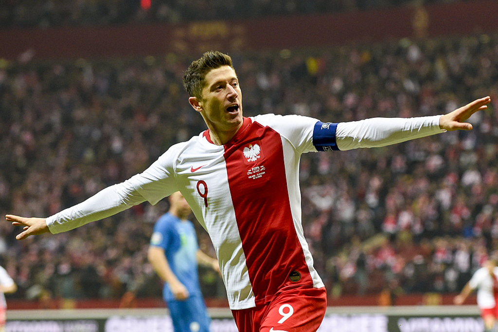 墨西哥绝杀塞内加尔，莱万惊艳四座