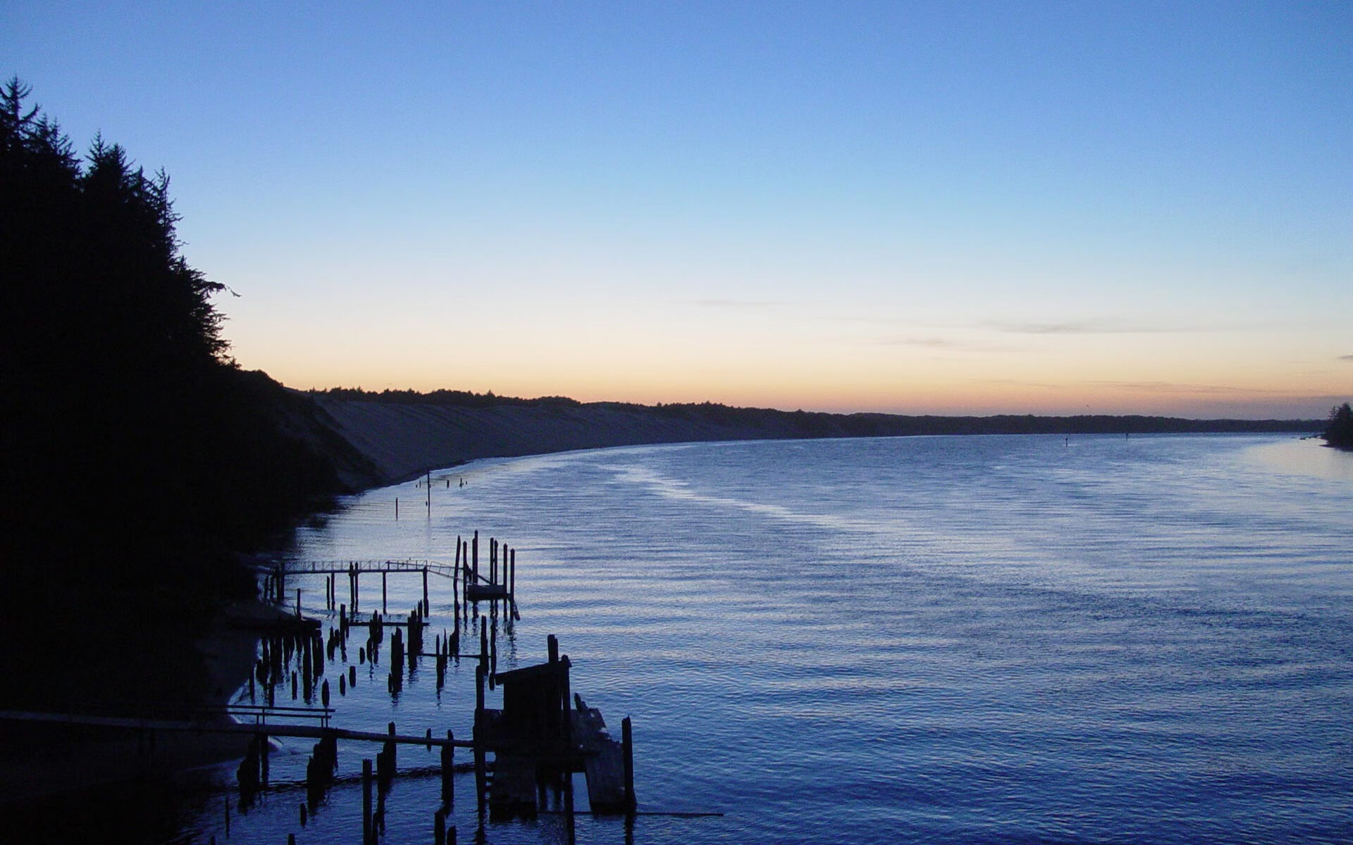 暴雨夜，范弗利特把三分里程碑刻进珠江记忆
