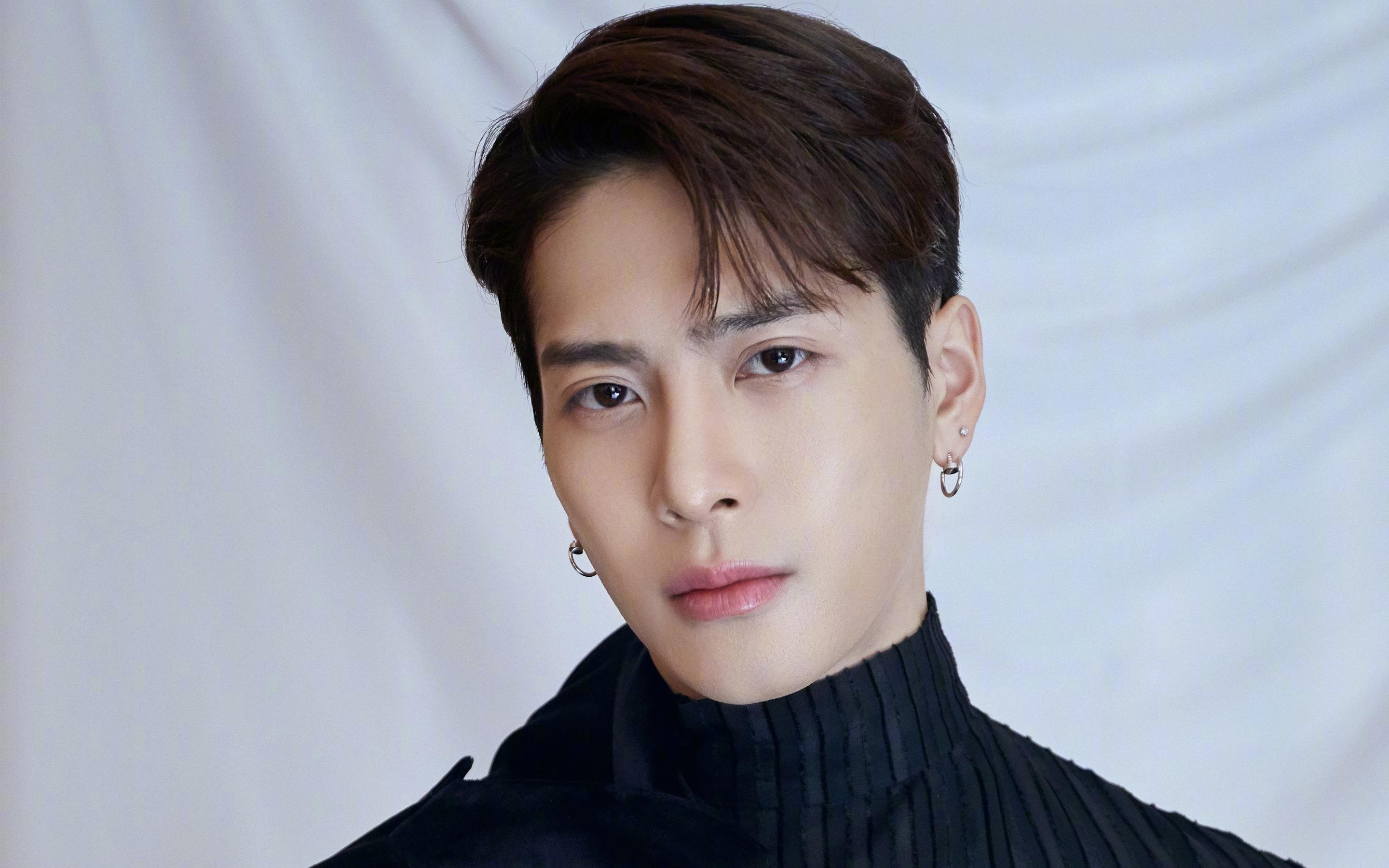 三分雨倾盆！勇士窒息连击压垮雄鹿，霍勒迪化身关键先生主宰战局