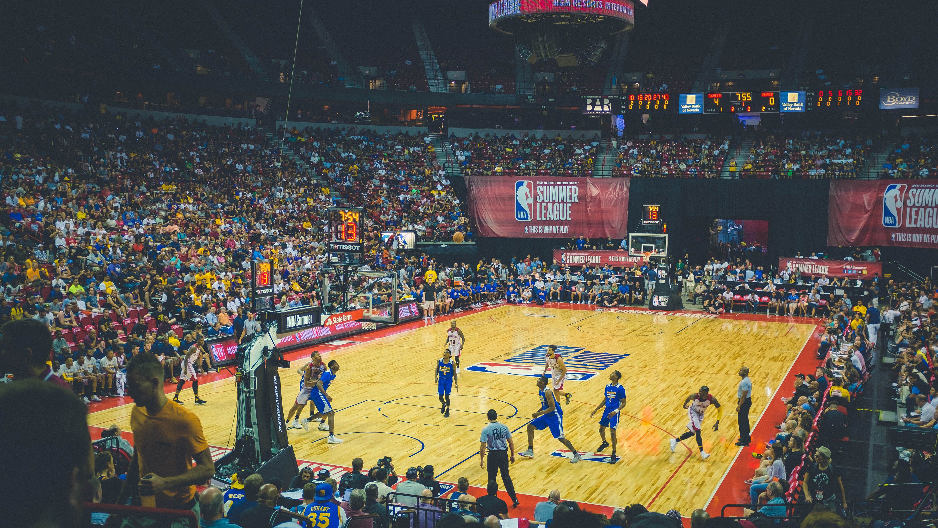 戈贝尔筑起禁飞区，广厦团队篮球全面压制鹈鹕