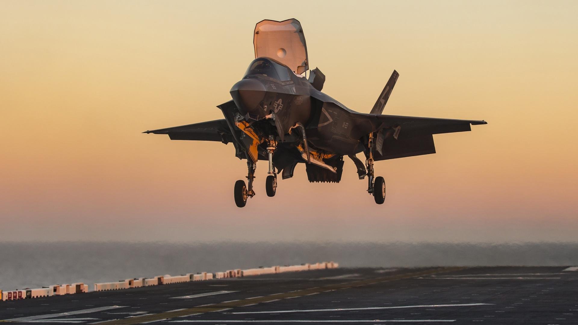 双线极限，F1巴林揭幕战狂飙与骑士绝地反击的竞技启示