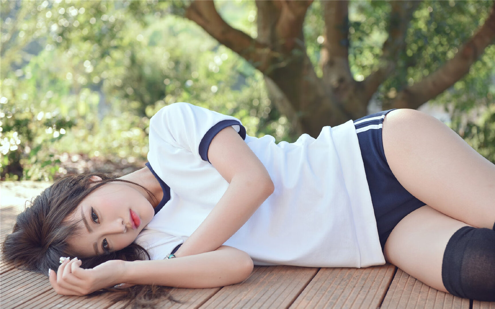 意甲焦点战之夜，几内亚瑰宝照亮圣西罗，多特蒙德闪电带走天才