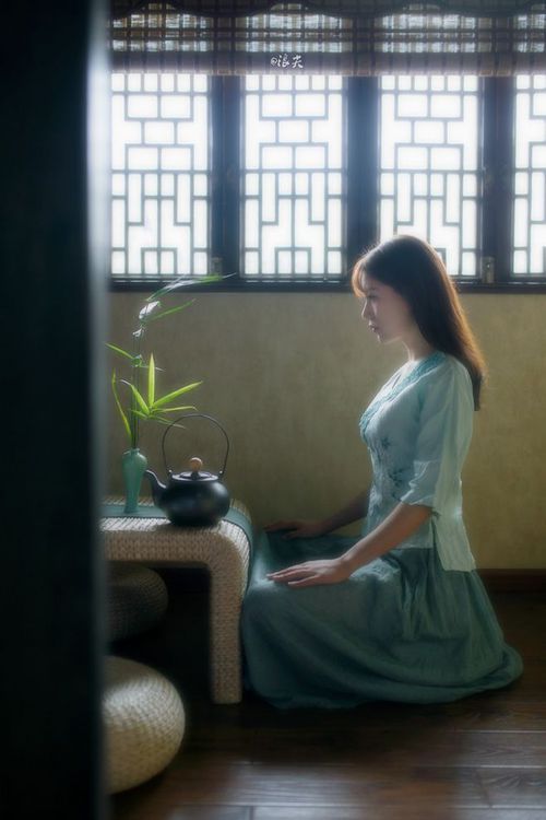 橙色郁金香凋零之夜,厄瓜多尔高原风暴碾压荷兰,维尼修斯化身桑巴之王统治2026半决赛